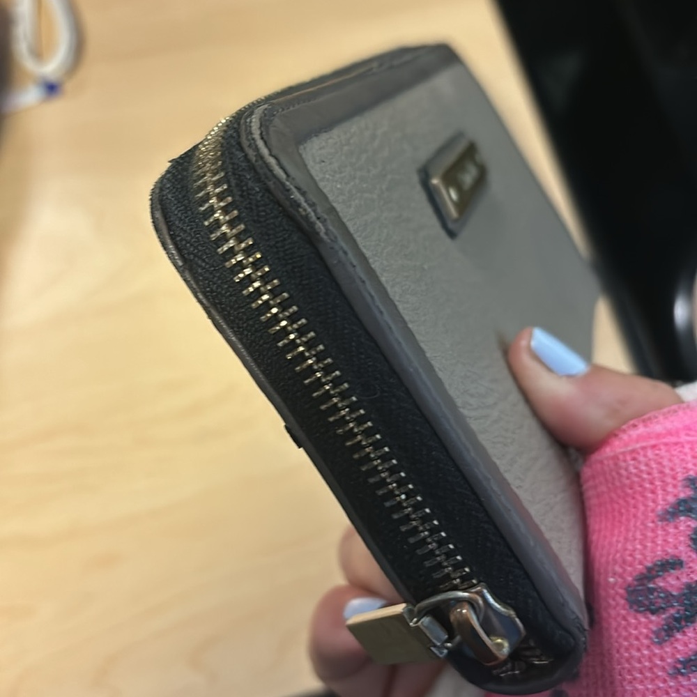 Lady zip 7.5 inch zippered around wallet.  Color is TOUPEE. 2tone - Picture 5 of 6